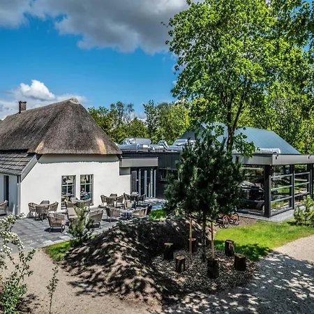 Pet-friendly Lodge, On A In A Environment Villa *